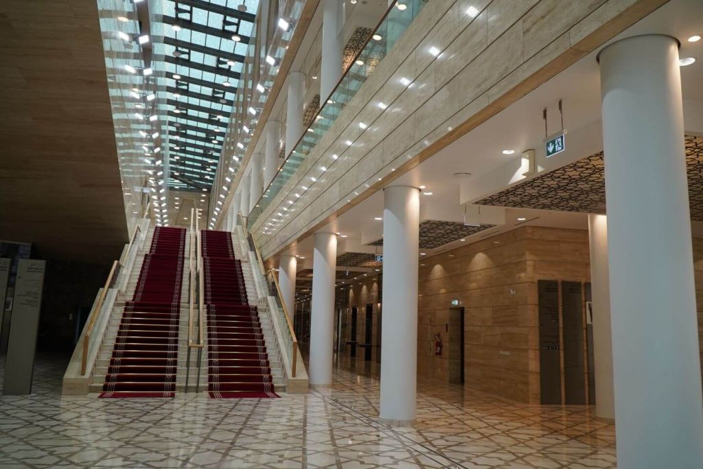 مواكبة للتّحضيرات الجارية لإحياء ذكرى المولد النّبويّ الشّريف؛ يُعلن المركز الثّقافيّ لجامع الجزائر إطلاق برنامجه التّكوينيّ المخصّص لورشات متخصّصة وندوات دوريّة