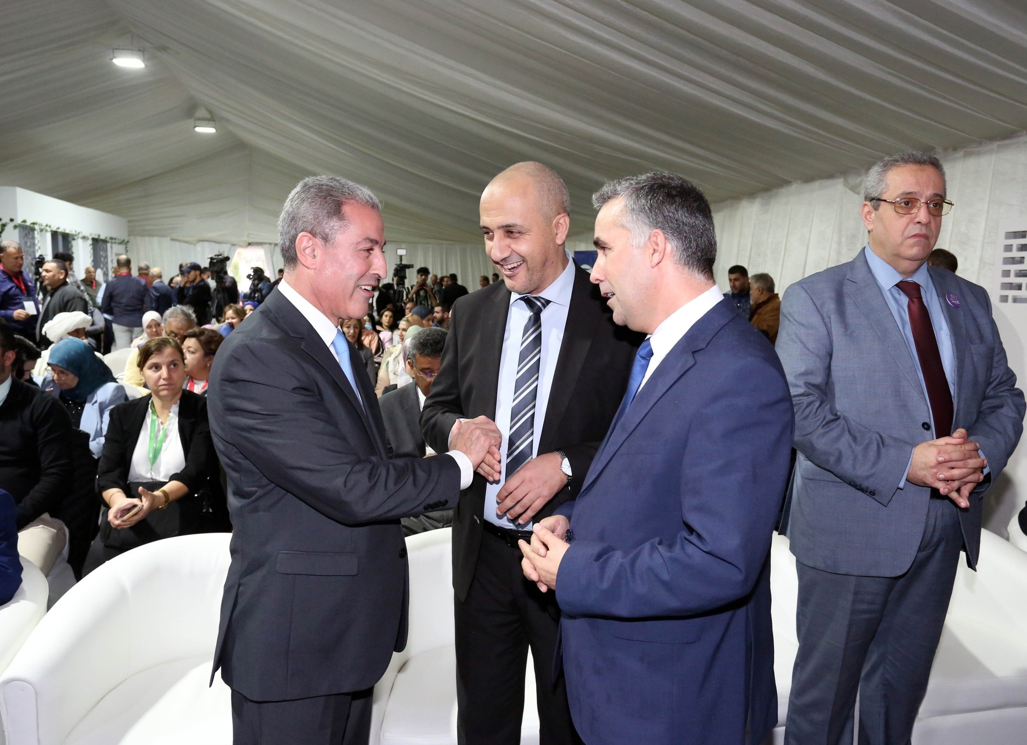 جامع الجزائر يشارك في احتفاليّة اختتام الطّبعة الثّامنة والعشرين لمعرض الجزائر الدّوليّ للكتاب