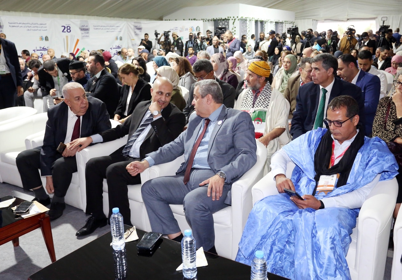 جامع الجزائر يشارك في احتفاليّة اختتام الطّبعة الثّامنة والعشرين لمعرض الجزائر الدّوليّ للكتاب